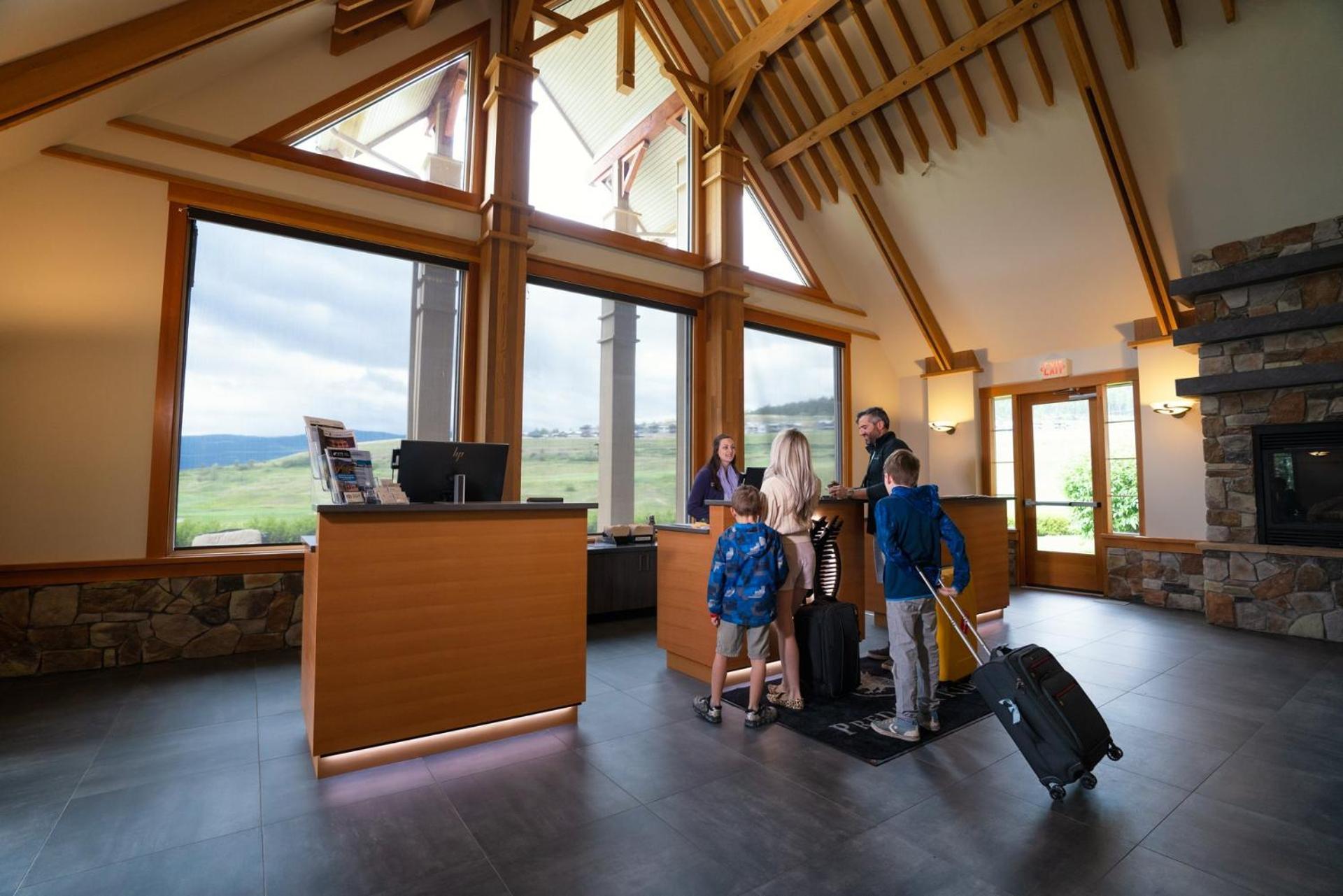 Predator Ridge Resort Vernon Exterior foto